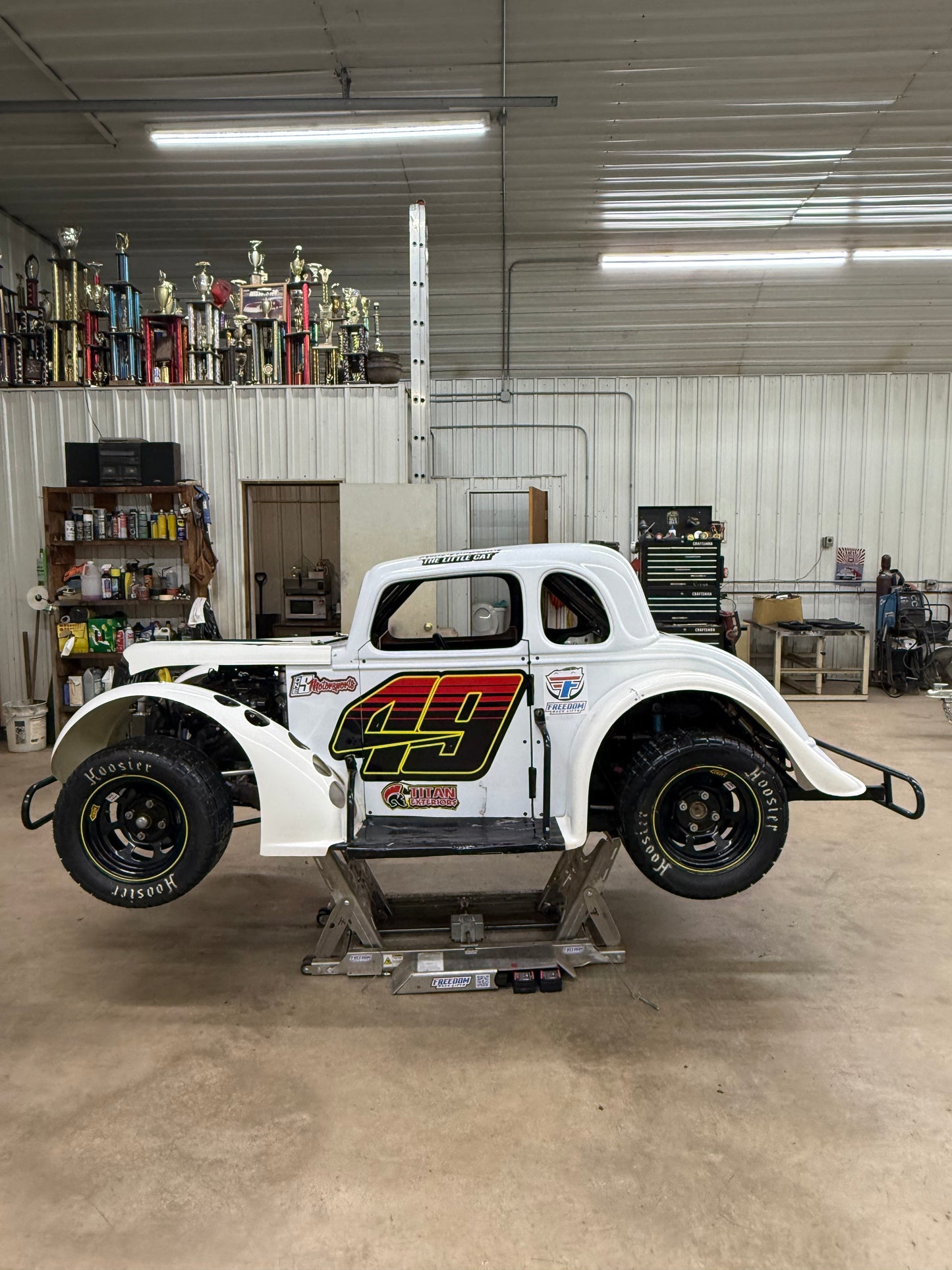 Legend Car Lift 1600
